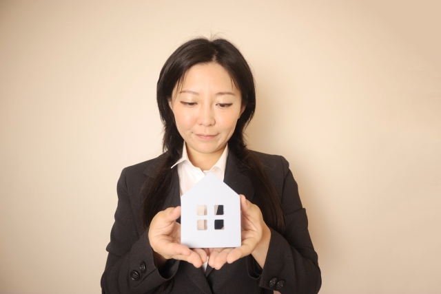 いちとり, お金, リース, リースバック, リーマンショック, 不動産, 任意売却, 企業再生, 低金利, 住み続けたい, 住み続ける, 住宅, 住宅ローン, 住宅ローンの返済, 住宅ローン払えない, 住宅ローン滞納, 保証料, 倒産, 債権回収, 再生, 千葉, 埼玉, 売買, 夫婦関係, 差押, 東京, 株式会社いちとり, 相続, 神奈川, 競売, 競売の取下げ, 管理費の滞納, 裁判, 訪問業者, 買戻し, 返済, 遅延損害金, 金融円滑化法, 銀行, 離婚